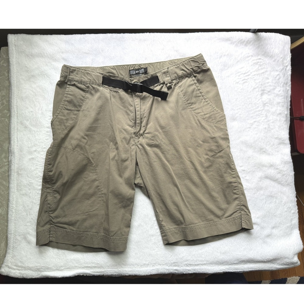 REI Co-op Womens Khaki Hiking Shorts Size 4 Built-in Belt Outdoor Trekking Tan